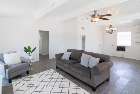 44003 Gadsden Ave, Lancaster, CA 93534 photo 5
