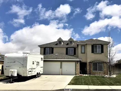 918 Clearview St, Tehachapi, CA 93561 photo 1
