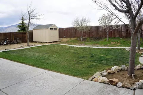 918 Clearview St, Tehachapi, CA 93561 photo 9