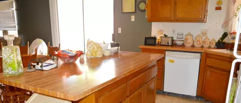 37439 Lilacview Ave, Palmdale, CA 93550 photo 6