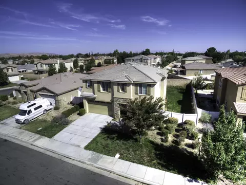 1171 Erwin Dr, Palmdale, CA 93551 photo 2