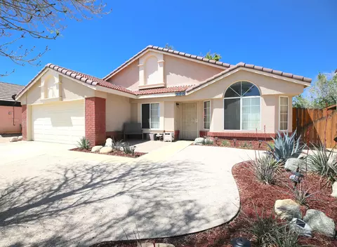 36849 45th St E, Palmdale, CA 93552 photo 1