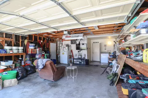 43808 Fallon Dr, Lancaster, CA 93535 photo 24