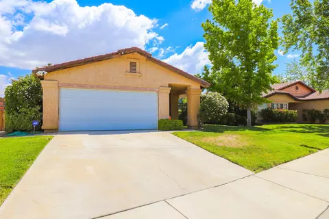 43808 Fallon Dr, Lancaster, CA 93535 photo 3