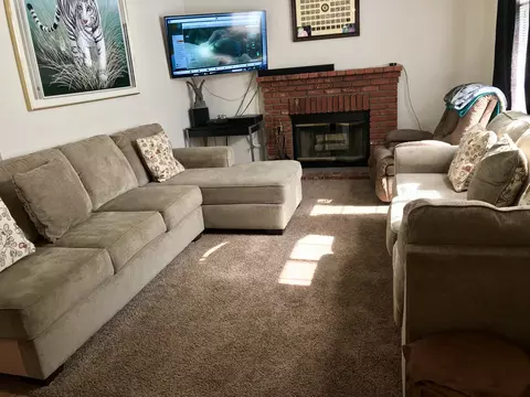 43808 Fallon Dr, Lancaster, CA 93535 photo 5