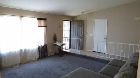 4532 Wrightwood Way, Palmdale, CA 93552 photo 4