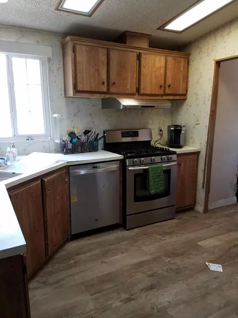 3154 E Avenue H 6 E, Lancaster, CA 93535 photo 9
