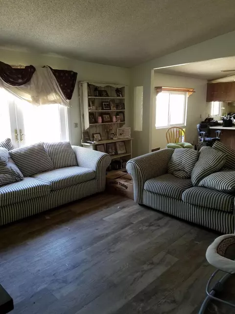 3154 E Avenue H 6 E, Lancaster, CA 93535 photo 5