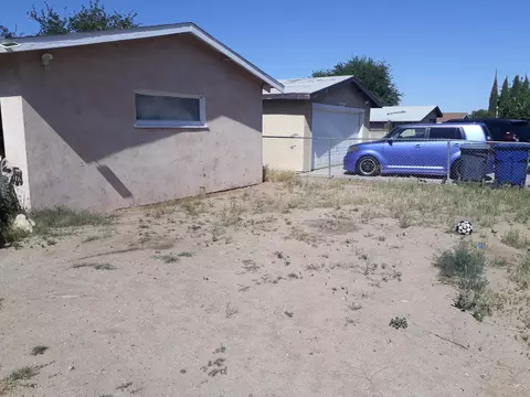 1029 Ave P 5 E, Palmdale, CA 93550 photo 3