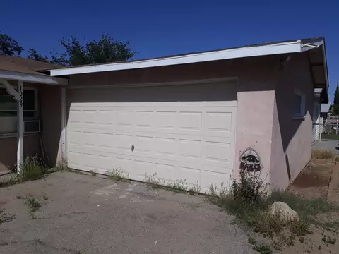 1029 Ave P 5 E, Palmdale, CA 93550 photo 4