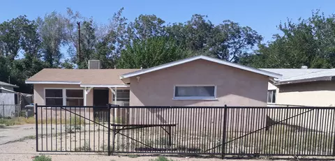 1029 Ave P 5 E, Palmdale, CA 93550 photo 1