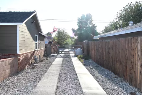 42444 W 55th St, Lancaster, CA 93536 photo 12
