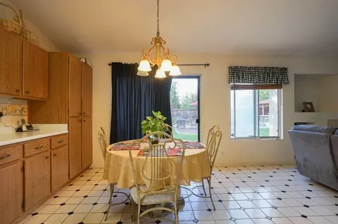 6307 Treehaven Ct, Lancaster, CA 93536 photo 24