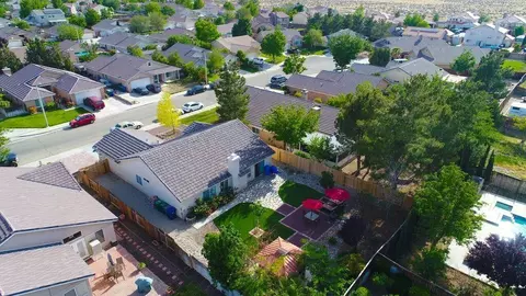 6307 Treehaven Ct, Lancaster, CA 93536 photo 6