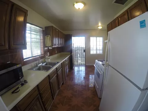 38368 16th Street East St E, Palmdale, CA 93550 photo 4
