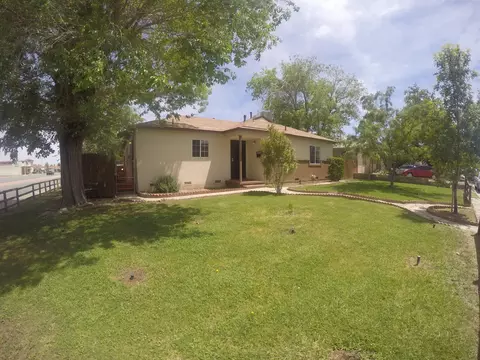 38368 16th Street East St E, Palmdale, CA 93550 photo 2