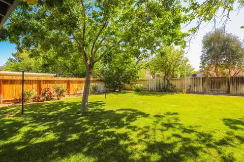 45858 York Pl, Lancaster, CA 93534 photo 38