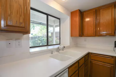 45858 York Pl, Lancaster, CA 93534 photo 8