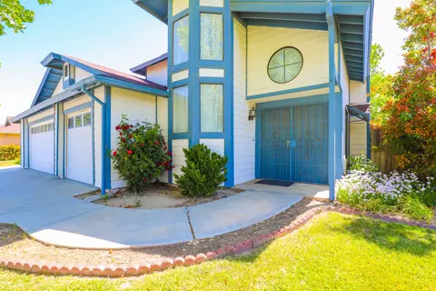 45858 York Pl, Lancaster, CA 93534 photo 5
