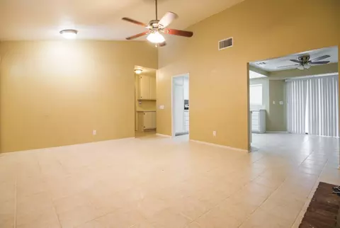 43215 Echard Ave, Lancaster, CA 93536 photo 7