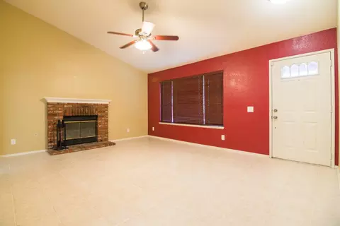 43215 Echard Ave, Lancaster, CA 93536 photo 9
