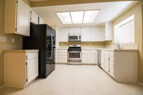 43215 Echard Ave, Lancaster, CA 93536 photo 13