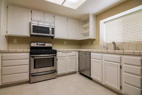 43215 Echard Ave, Lancaster, CA 93536 photo 14