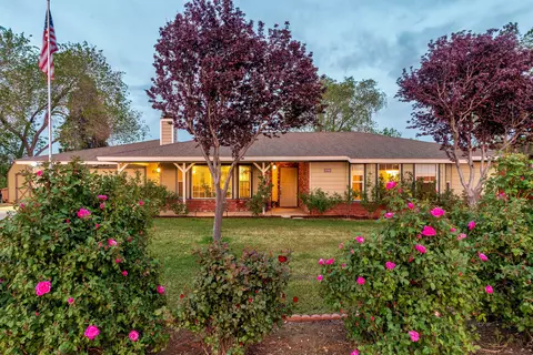 21908 Golden Star Blvd, Tehachapi, CA 93561 photo 2