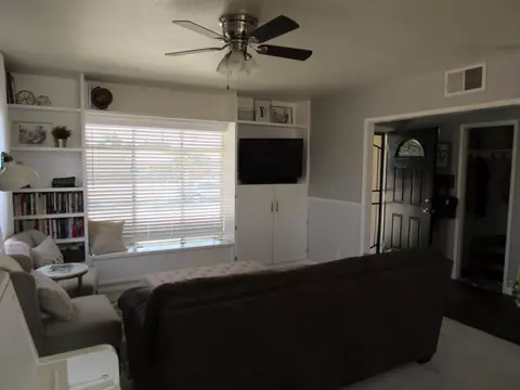 344 Landsford St, Lancaster, CA 93535 photo 5
