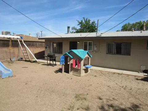 344 Landsford St, Lancaster, CA 93535 photo 41