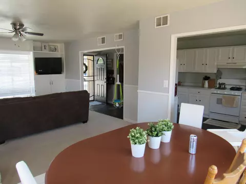 344 Landsford St, Lancaster, CA 93535 photo 15