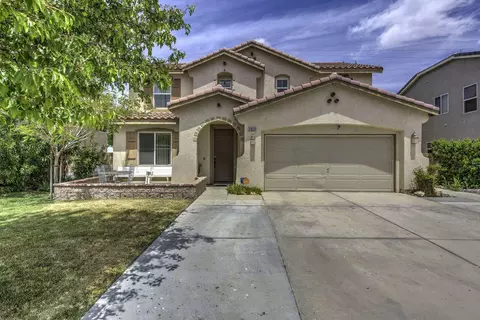 2829 Emerald Ln, Lancaster, CA 93535 photo 1