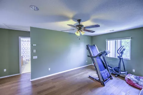 2829 Emerald Ln, Lancaster, CA 93535 photo 15