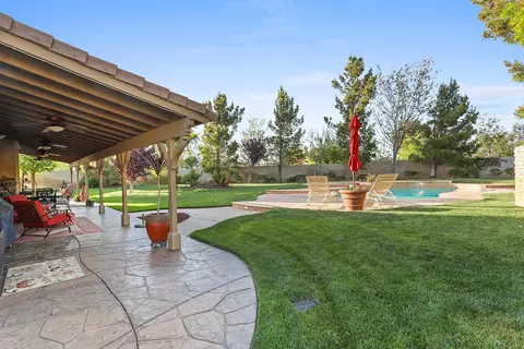 41702 Firenze St, Lancaster, CA 93536 photo 32