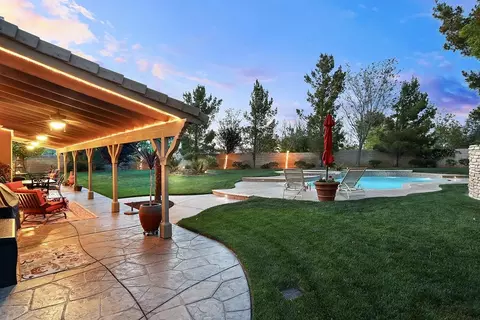 41702 Firenze St, Lancaster, CA 93536 photo 3