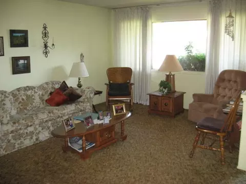 766 Calmae Dr, Lancaster, CA 93535 photo 3