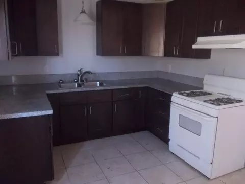 44345 Benald St, Lancaster, CA 93535 photo 6