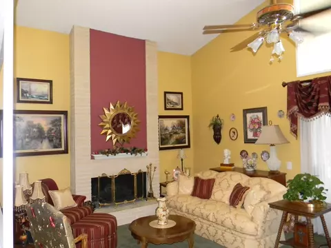 44150 Fenner Ave, Lancaster, CA 93536 photo 8