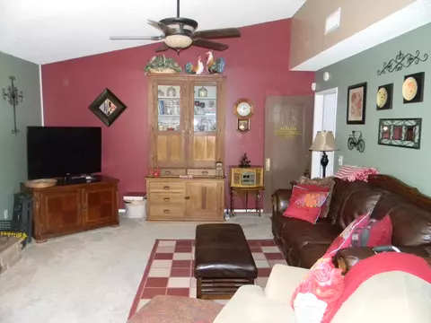 44150 Fenner Ave, Lancaster, CA 93536 photo 17