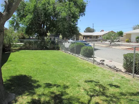 45442 Raysack Ave, Lancaster, CA 93535 photo 2