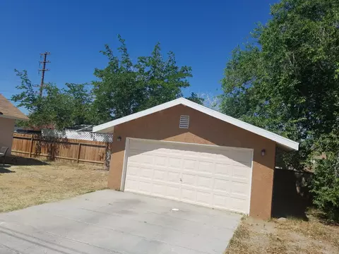 221 W Kettering St, Lancaster, CA 93534 photo 11