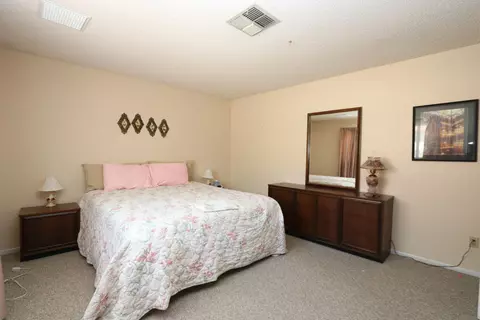 1210 Franklin Ave, Lancaster, CA 93535 photo 13