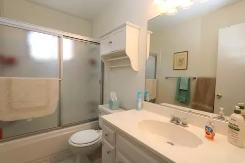 1210 Franklin Ave, Lancaster, CA 93535 photo 9