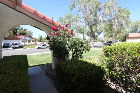 1210 Franklin Ave, Lancaster, CA 93535 photo 4