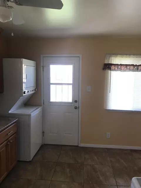 1309 W Ivesbrook St, Lancaster, CA 93534 photo 7