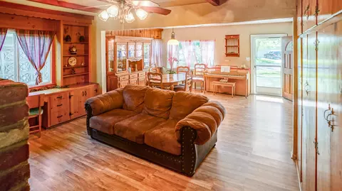 44300 Elm Ave, Lancaster, CA 93534 photo 5