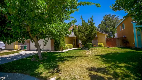 43236 E 32nd St, Lancaster, CA 93535 photo 3