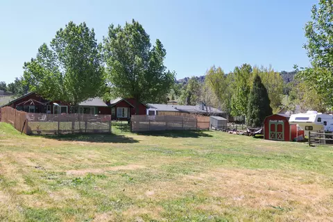 23081 Lakeview Dr, Tehachapi, CA 93561 photo 36