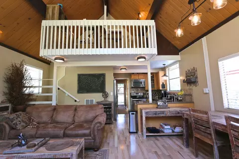 27200 Bear Valley Rd, Tehachapi, CA 93561 photo 14