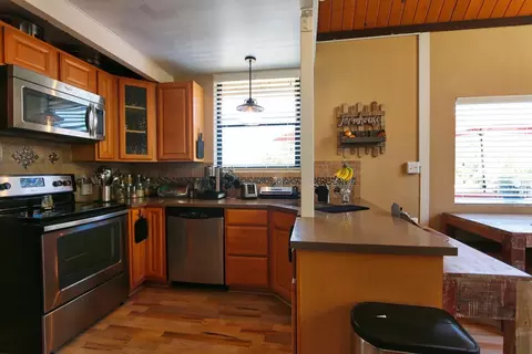 27200 Bear Valley Rd, Tehachapi, CA 93561 photo 6